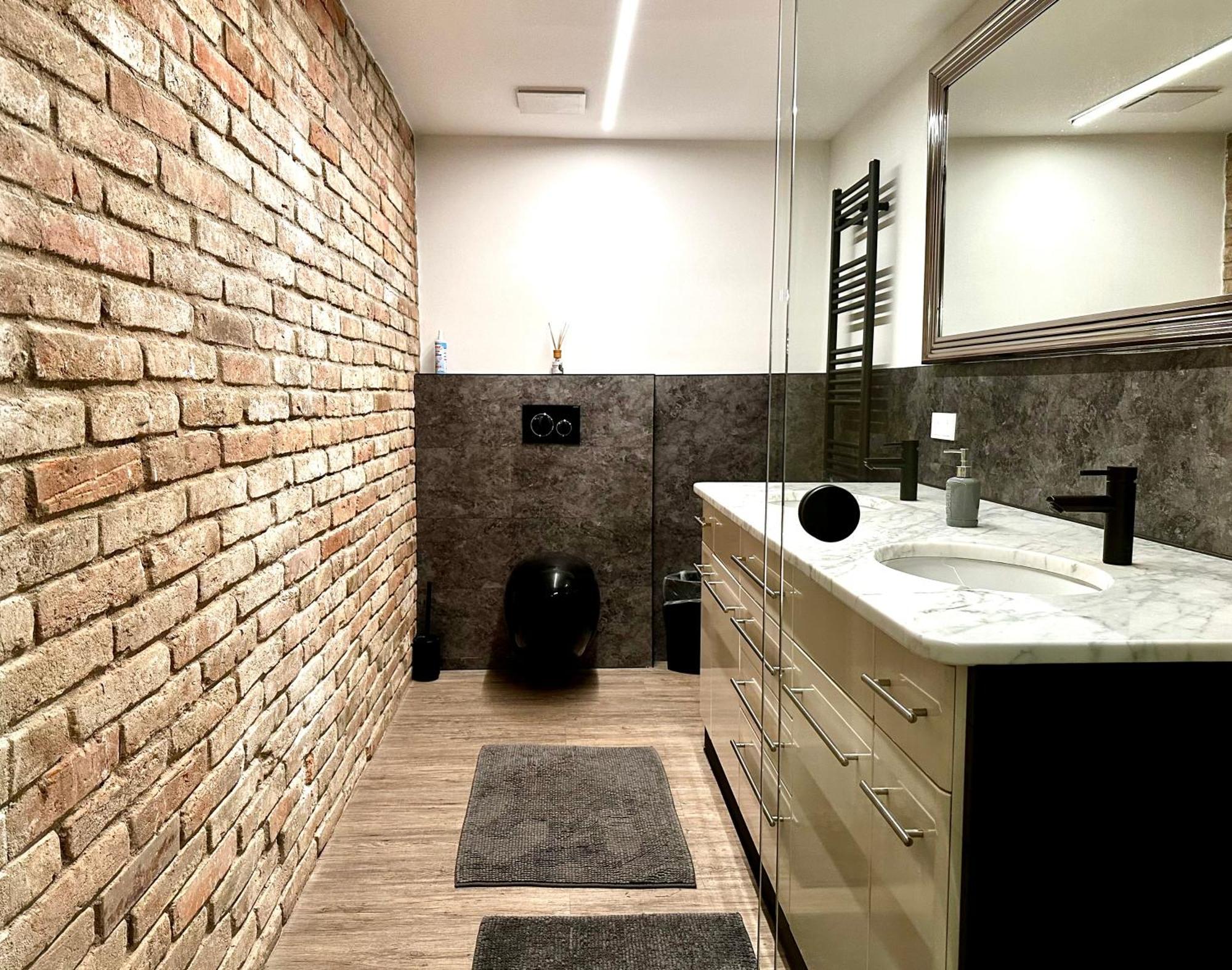 Apartment Beefree Whirlpoolsuitexl33-freeparking-fastwifi Passau
